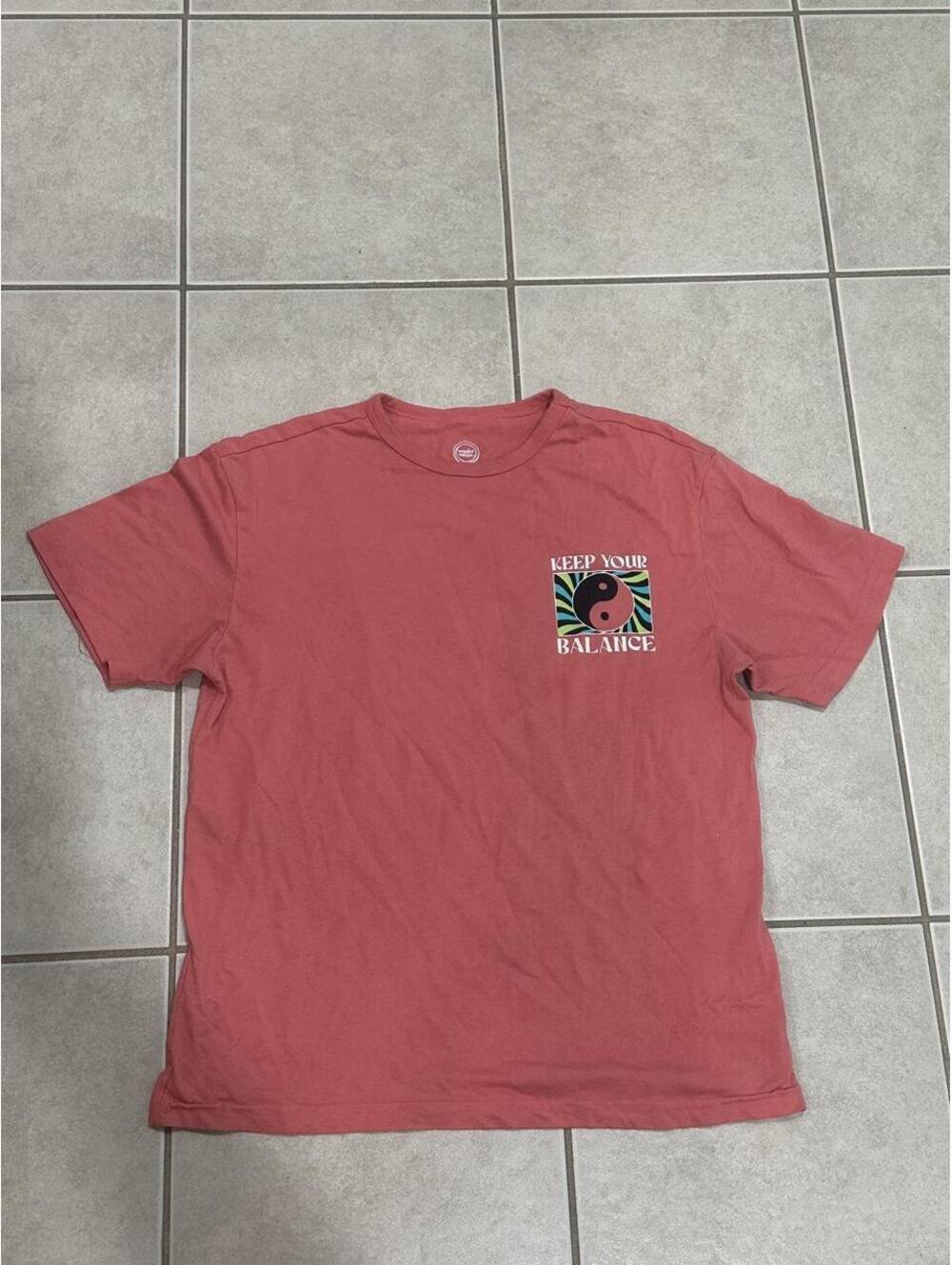 Wonder Nation Men's Pink and Red Tshirt
